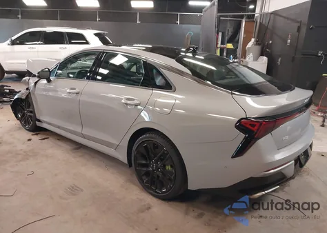 2025 Kia K5 Gt z USA, uszkodzony, nr VIN KNAG44J83S5336159